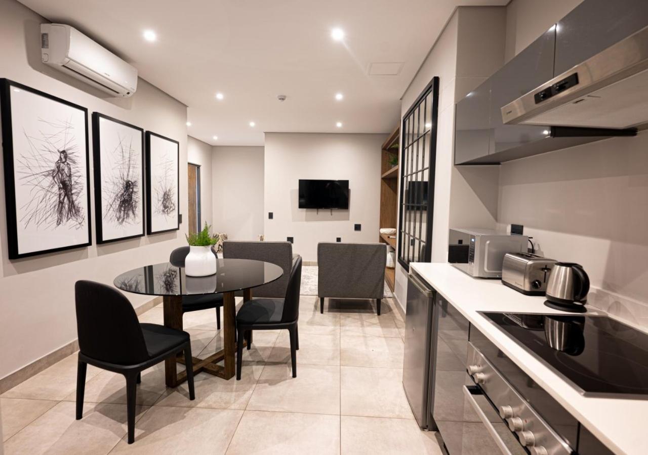 The Catalyst Apartment Hotel By Newmark Johannesburg Ngoại thất bức ảnh